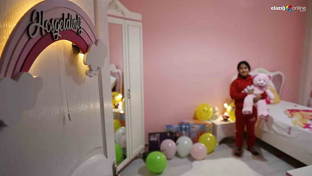 Odasını görünce mutluluktan havaya uçtu!