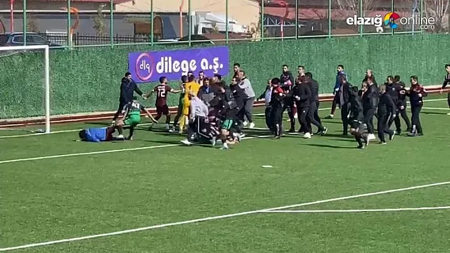 Elazığ amatör maçta saha savaş alanına döndü