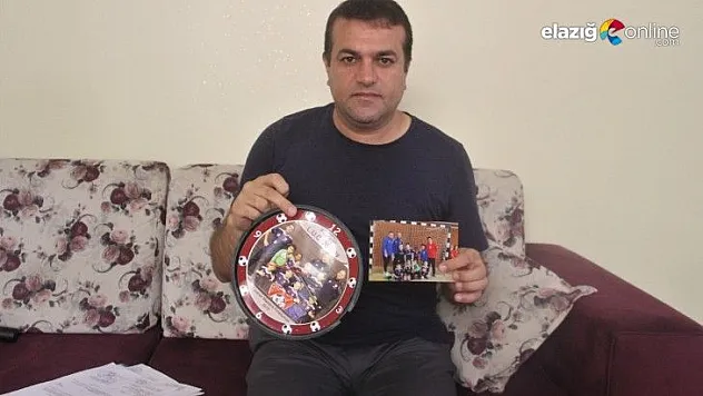 Yetkililerden evlatlarına kavuşmak için yardım bekliyor