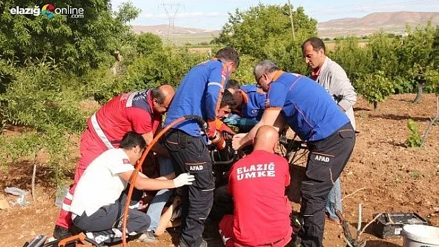 Ayakları çapa makinesine sıkışan şahsı ekipler kurtardı