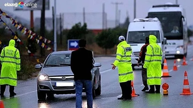 Elazığ'da Kurallara Uymayan Sürücülere Ceza Yağdı!