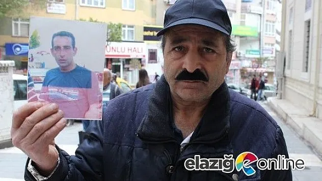 Kayıp olan şizofreni hastası oğlunu sokak sokak gezerek arıyor!