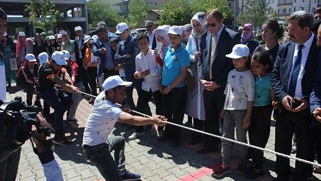 Kovancılar 1. Çocuk Oyunları Olimpiyatları Renkli Görüntülere Sahne Oldu