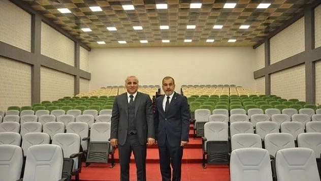 Vali Baba İncelemelerde Bulundu