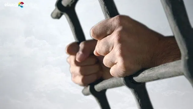 Babasını Tüfekle Vurarak Öldürmüştü