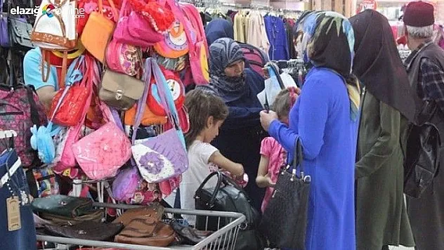Bayram alışverişinin en çok sevineni onlar!