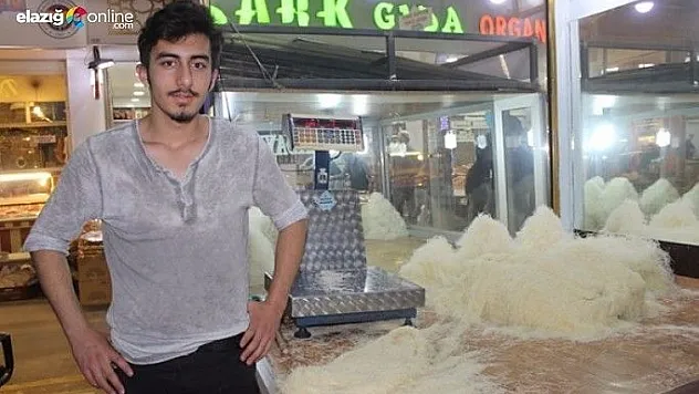 Bayram tatlıları hazır alıcıları bekliyor