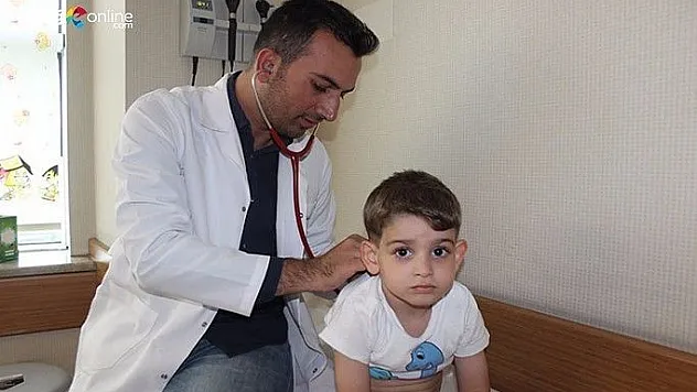 Çocuklar şeker tüketimini, anne baba kontrolünde yapmalı