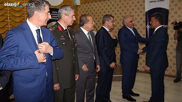 Elazığ'da bayramlaşma töreni