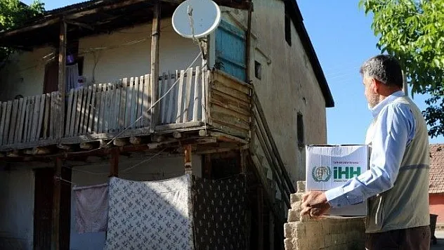 Elazığ İHH'dan 2bin aileye yardım