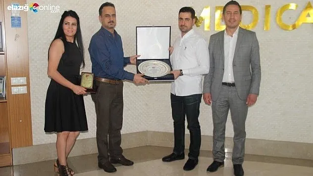 Elazığspor'dan Medical Park Hastanesi'ne plaket
