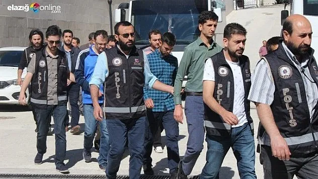 FETÖ operasyonuna 11 tutuklama