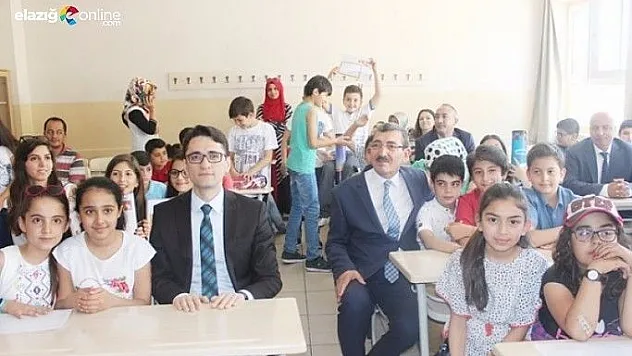 Gül Kitap okumayı ihmal etmeyin