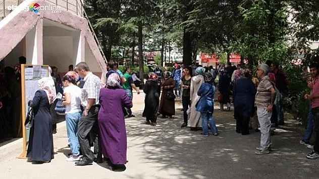 Minikler bursluluk sınavı için yarıştı