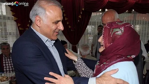 Zorluoğlu, huzurevi sakinleriyle iftarda buluştu