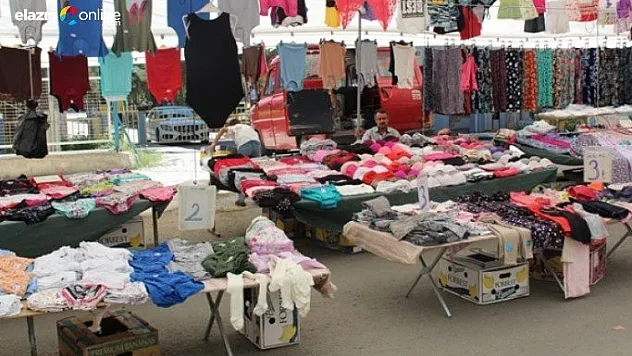 Pazarcı esnafı mağazalara tepki gösterdi