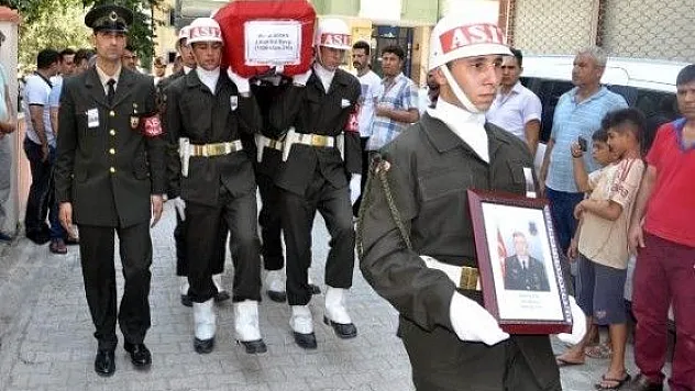 Murat Komutan Toprağa Verildi