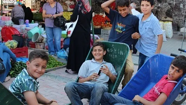 3 Coğrafya, Bir Dostluk!