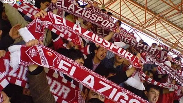 Elazığsporlu taraftarlardan çileden çıktı!