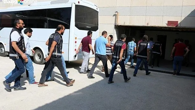 FETÖ Operasyonu'nda 12 Tutuklama 13'ü Adliyeye Sevk Edildi!