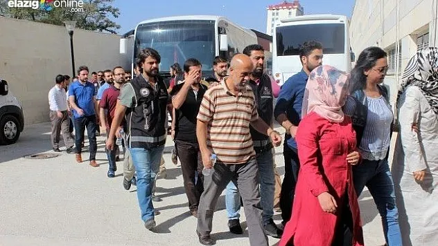 FETÖ operasyonunda 20 şüpheli adliyeye sevk edildi
