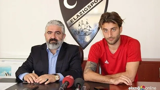 Alpaslan Öztürk: Buruk bir sevinç var