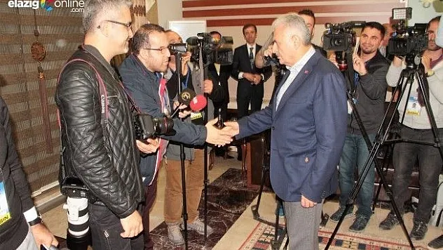 Başbakan Yıldırım gazeteciler gününü unutmadı