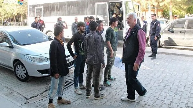 Elazığ'da 46 yabacı uyruklu şahıs yakalandı