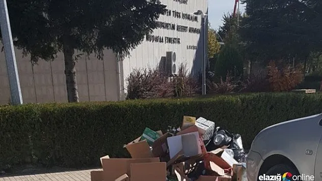 Kampüs mü? Çöplük mü?