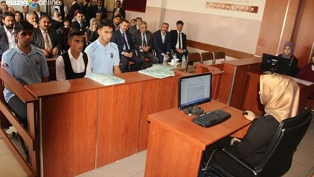 Adalet Bölümü Öğrencileri Bu Sınıfta Ders Görecek