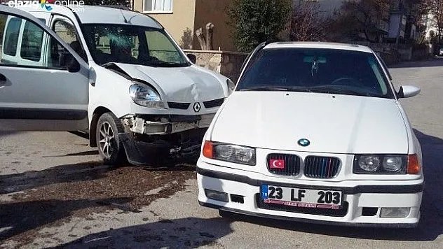Elazığ'da İki Ayrı Trafik Kazası!