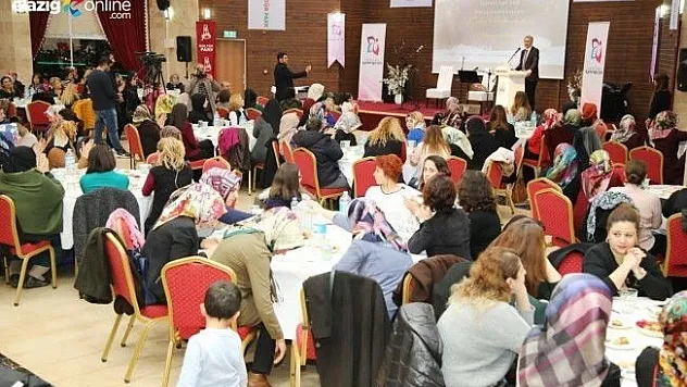 Başkan Yanılmaz, akademisyenlerle bir araya geldi