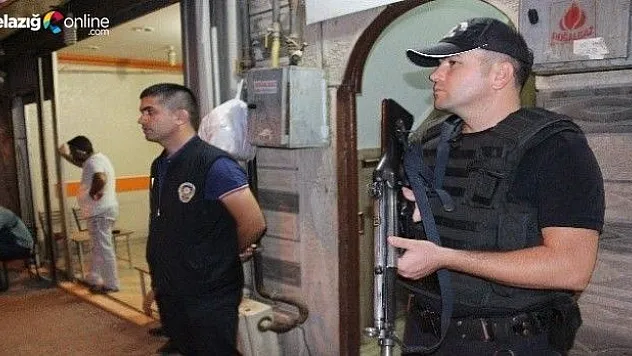 Elazığ'da 'Huzur Uygulaması'nda 3 Kişi Yakalandı!