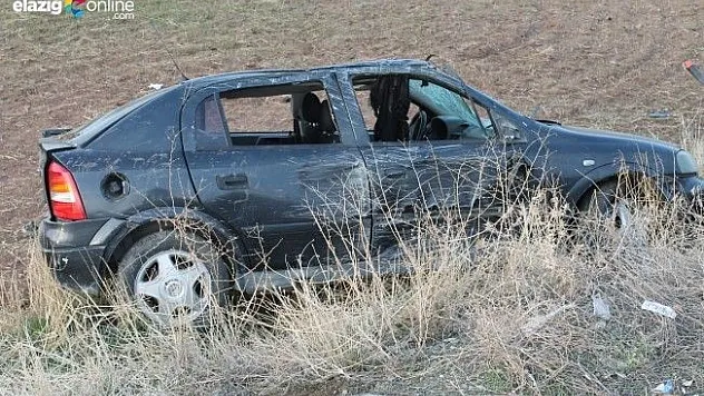 Elazığ'da otomobil şarampole uçtu, 2'si çocuk 4 yaralı!