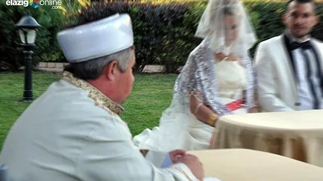 Müftülere nikah kıyma yetkisi Resmi Gazete'de yayımlandı