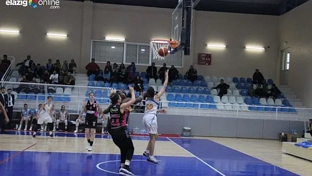 Potanın Perileri Kendi Evinde Yıkıldı!