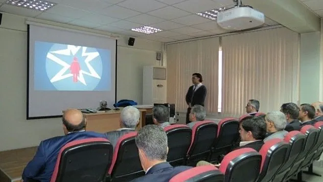 'Kadına Şiddete Karşı Buradayım De'