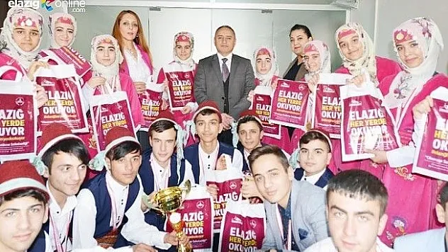 Dereceye giren öğrencilerden Gürtürk'e ziyaret