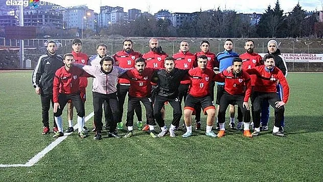 2 sezondur bileği bükülemedi