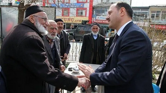 Vali Gakgo, Karakoçan'a Çıkarma Yaptı!