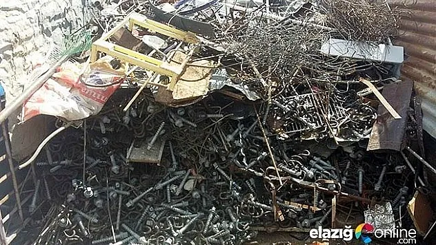 2,5 ton vida ve kelebek demiri hurdacıda çıktı
