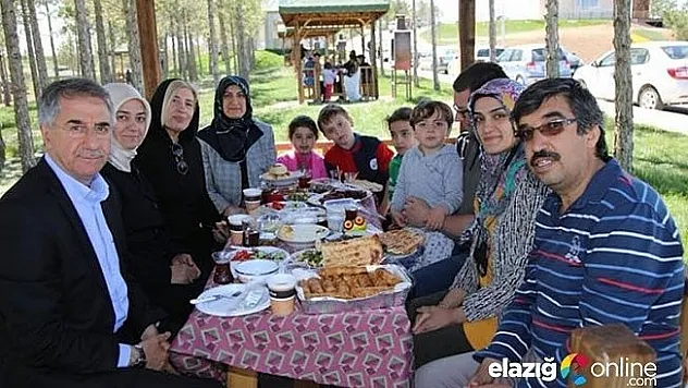 Başkan YANILMAZ vatandaşlara konuk oldu