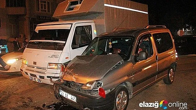 Elazığ'da 3 ayrı trafik kazası: 8 yaralı