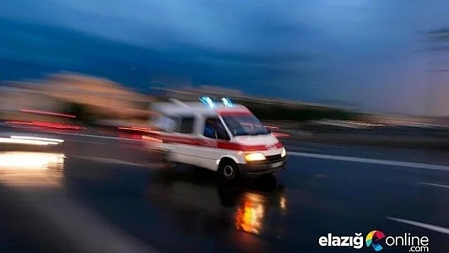 Otomobil ile elektrikli bisiklet çarpıştı:1 ölü,1 yaralı