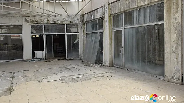 Palu İş Merkezi Kaderine mi Terk Ediliyor?