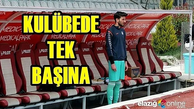 Kulübede tek başına