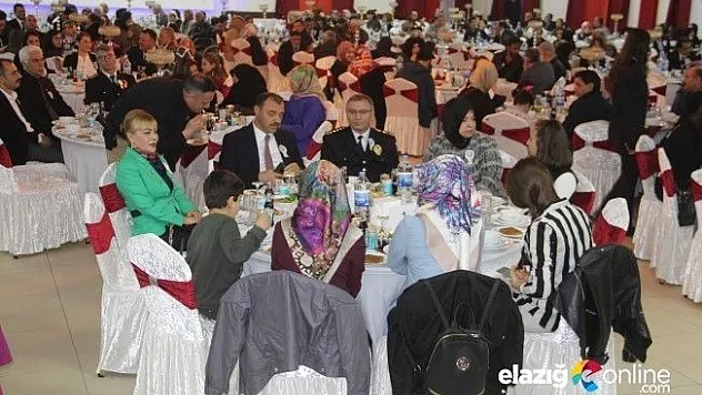 Vali Kaldırım: Polisimiz, askerimiz gönülden hizmet ediyor