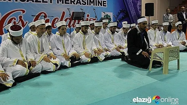Elazığ'da 35 öğrenci için hafızlık icazet merasimi
