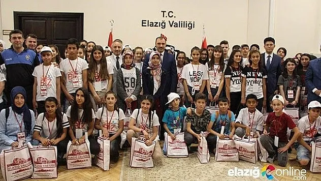 İzmir'den gelen 100 öğrenci Elazığ'da ağırlandı