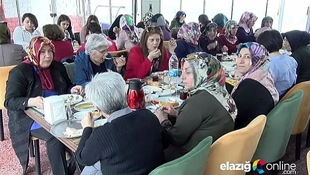 MHP Kadın Kolları Üyeleri, Kahvaltıda Bir Araya Geldi